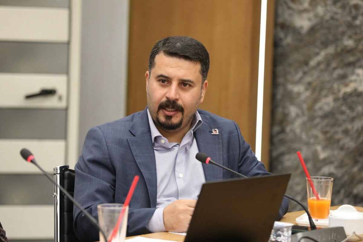تدوین مدل نظام تاب‌آوری سازمانی صنعت فولاد با تمرکز بر رهبری و سرمایه انسانی