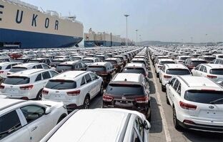 خودروسازان برای جلوگیری از واردات پشت شعار «تولید داخلی» و «اشتغال» پنهان شده‌اند/ انحصارطلبان مکاتبات و رایزنی‌های خود را آغاز کرده‌اند