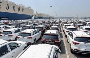 خودروسازان برای جلوگیری از واردات پشت شعار «تولید داخلی» و «اشتغال» پنهان شده‌اند/ انحصارطلبان مکاتبات و رایزنی‌های خود را آغاز کرده‌اند