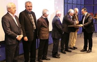 بالاترین سطح جایزه نوزدهمین جشنواره ملی انتشارات روابط عمومی به فولاد مبارکه رسید