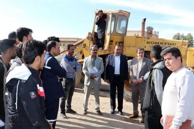 توسعه زیرساخت معادن یزد در شمار برنامه های ایمیدرو/ استاندار: احداث نیروگاه خورشیدی و تامین آب؛ پیش نیاز توسعه صنایع یزد