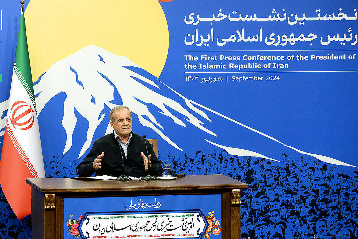 پزشکیان: چاره‌ای جز حل FATF نداریم/جلوی پرونده‌سازی‌ها را می‌گیریم/زیر بار زور نمی‌رویم