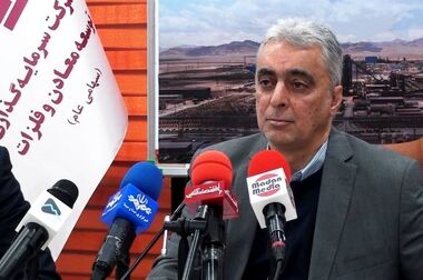 بازدید جانشین پلیس امنیت اقتصادی فراجا از غرفه فولاد اقلید پارس در نمایشگاه متافو