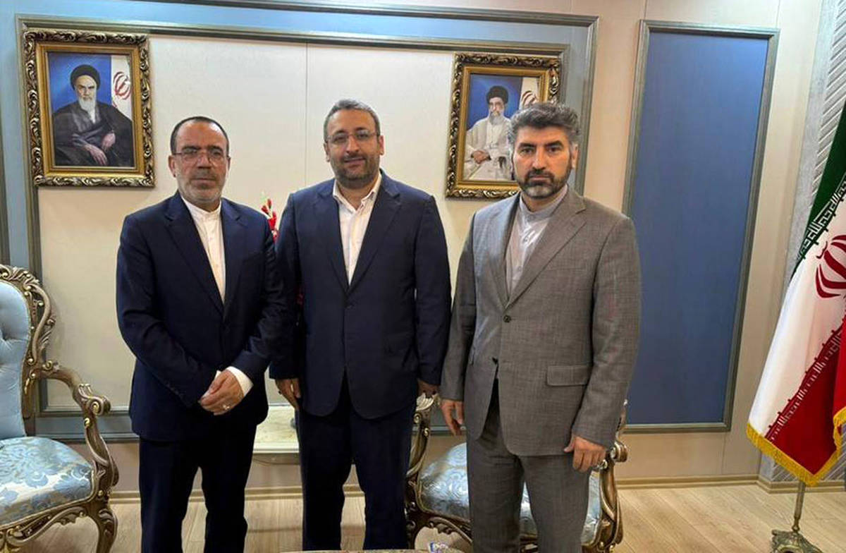 تشریح توانمندی‌ها و مزیت‌های صادراتی چادرملو در بازار عراق 