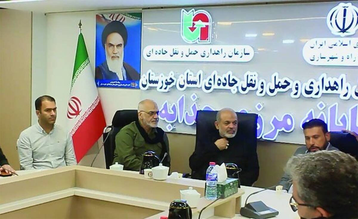 استقرار ۲۵۰۰ اتوبوس و ۵۰۰ ون در ۸ مرز ایران و خاک عراق/ پیش بینی ۱۰ میلیون سفر رفت و برگشت اربعین