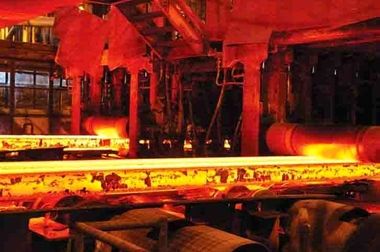 ساخت ریل سگمنت‌های ماشین ریخته‌گری شماره 5 فولاد مبارکه