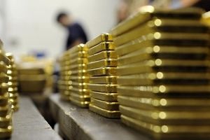 2.2 تن شمش طلا در نیمسال اول معامله شد / برگشت 21 همت ارز حاصل از صادرات به چرخه اقتصاد از طریق حراج شمش مرکز مبادله ایران