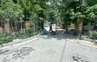 بهبود ساختاری محله باغ فردوس با بهسازی محوطه‌ کتابخانه شهید باهنر 