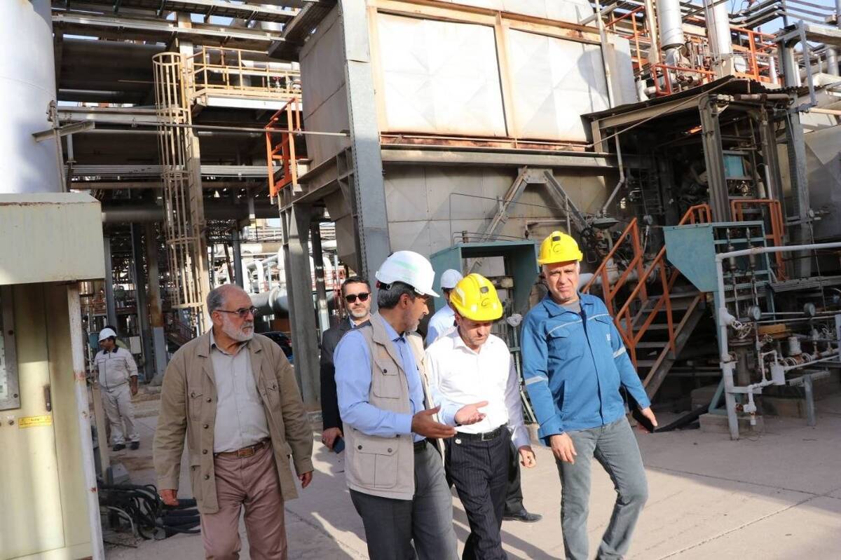 بازدید مدیرعامل شرکت ملی صنایع پتروشیمی از شرکت فجر انرژی