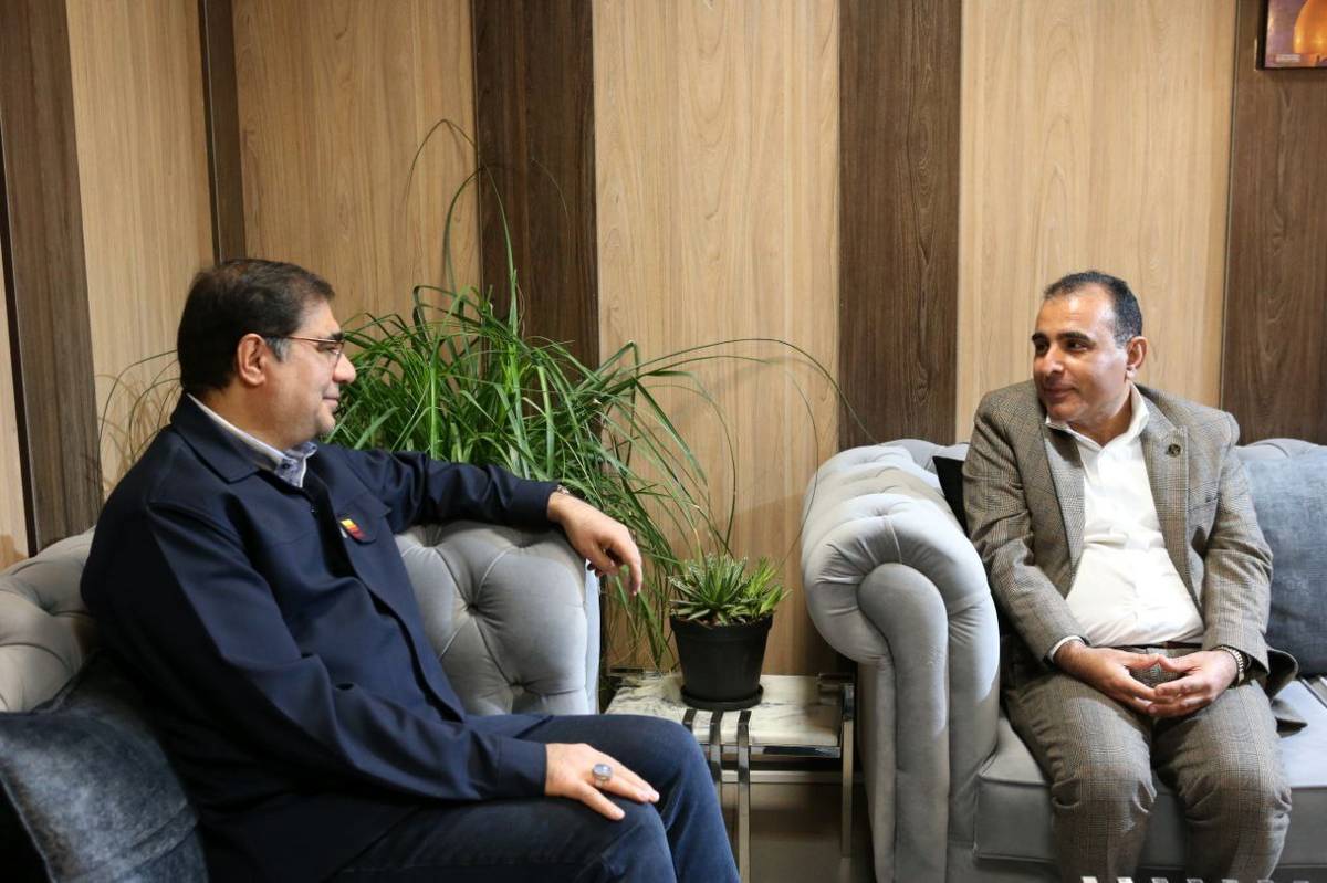  دیدار معاون محیط زیست انسانی اداره کل حفاظت محیط زیست خوزستان با قائم مقام مدیرعامل فولاد خوزستان