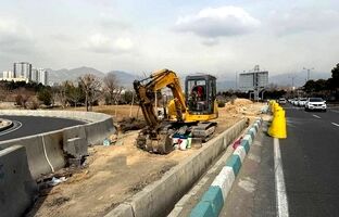 احداث پهلوگاه اضطراری در حاشیه بزرگراه شهید چمران