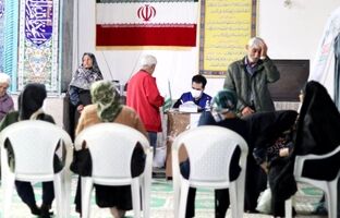 برگزاری میز خدمت و ویزیت رایگان پزشکی در روستاهای محدوده منطقه آزاد انزلی به مناسبت گرامی‌داشت شهدای خدمت