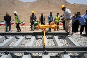 با ریل ذوب آهن اصفهان، خاش به ایرانشهر می رسد