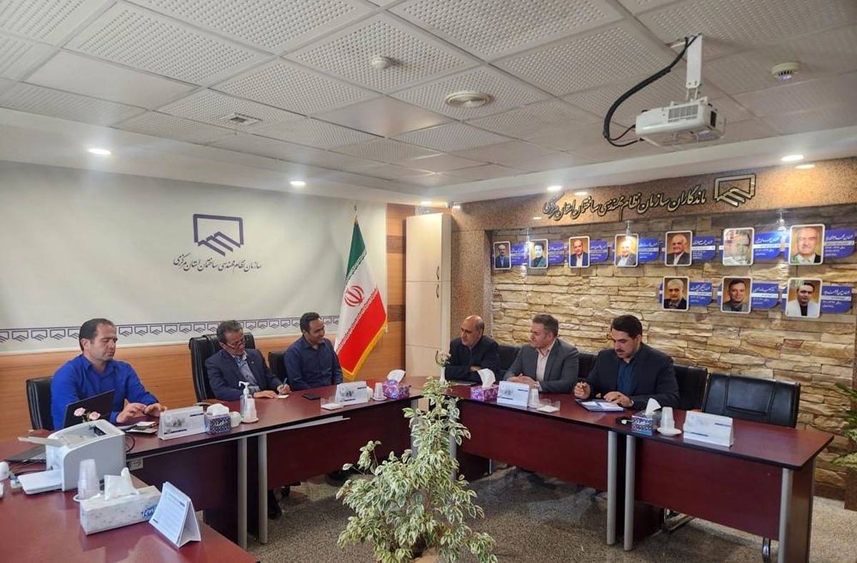  تقدیر رییس سازمان نظام مهندسی ساختمان استان مرکزی از بانک مسکن/ عقد قرارداد ۵۹ هزار میلیارد ریالی نهضت ملی مسکن در استان مرکزی