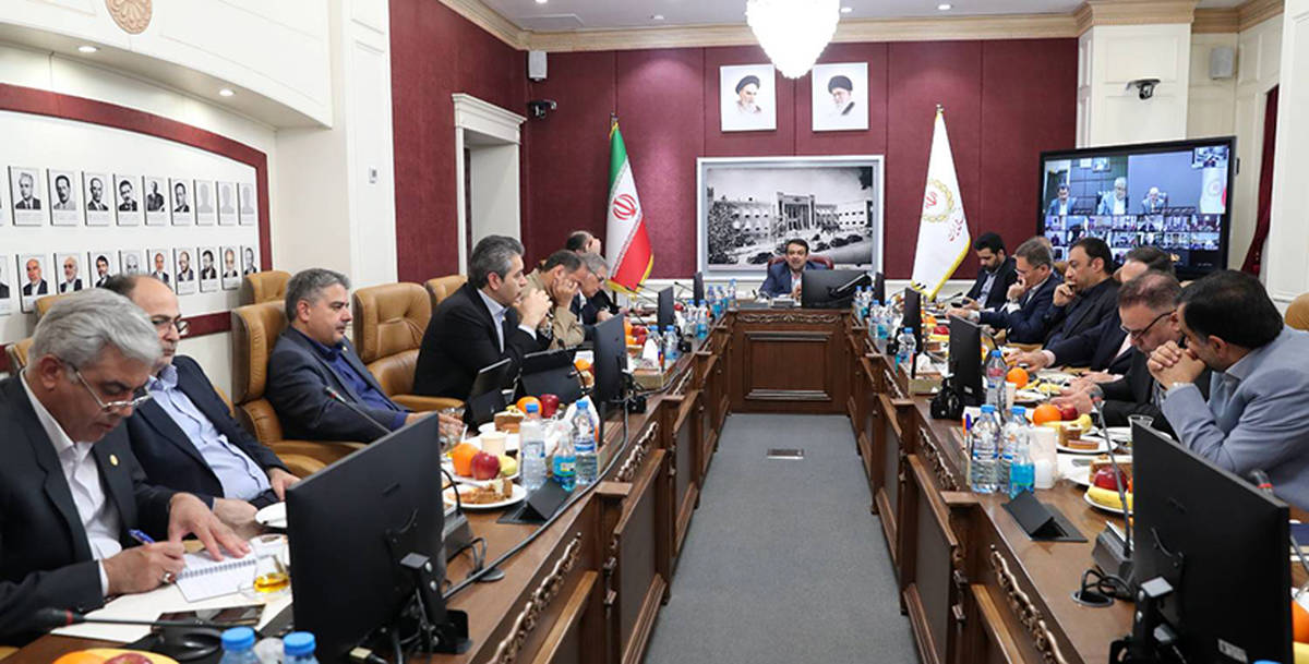 اهداف عملیاتی و بسته سیاست اعتباری بانک ملی ایران در سال ۱۴۰۴ ابلاغ شد / تاکید نجارزاده بر تحقق شعار سال و ادامه خروج از بنگاه‌داری