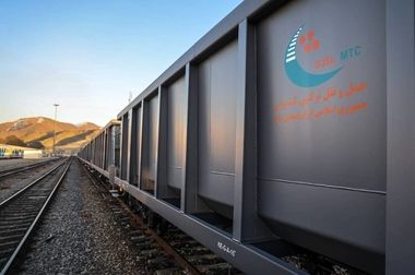 ایران به‌دنبال سه خط کشتیرانی روزانه با عمان برای توسعه تجارت