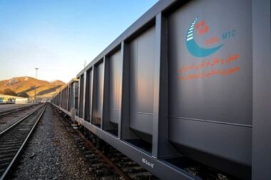 ایران به‌دنبال سه خط کشتیرانی روزانه با عمان برای توسعه تجارت