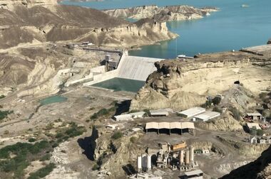 ۳۹۳۷ مگاوات نیروگاه خودتأمین صنایع در دست احداث است
