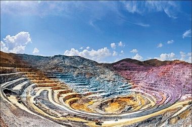 محصولات فروآلیاژ شیروان بهار ۱۴۰۶ به بازار می‌آید