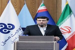 حل مسائل صنعت کشور با اجرای طرح تربیت هزار مدیر