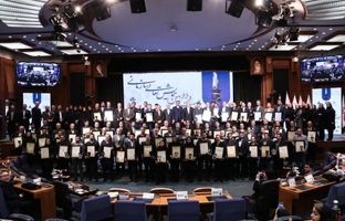 فولاد سنگان تقدیرنامه ۴ ستاره کسب کرد