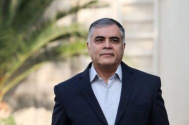 منابع حاصل از کاهش واردات بنزین صرف بهبود معیشت مردم می‌شود