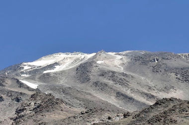 معاون زمین‌شناسی سازمان زمین‌شناسی و اکتشافات‌معدنی کشور بررسی کرد: چرایی فراگیر شدن فرونشست در دشت‌های کشور