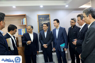 بی‌وقفه در خدمت مشتریان با نظارت مستقیم مدیران در تجارت
