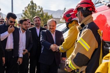 پازارگاد، استخر شهرک پردیس جم را پس از ۱۵ سال نوسازی کرد