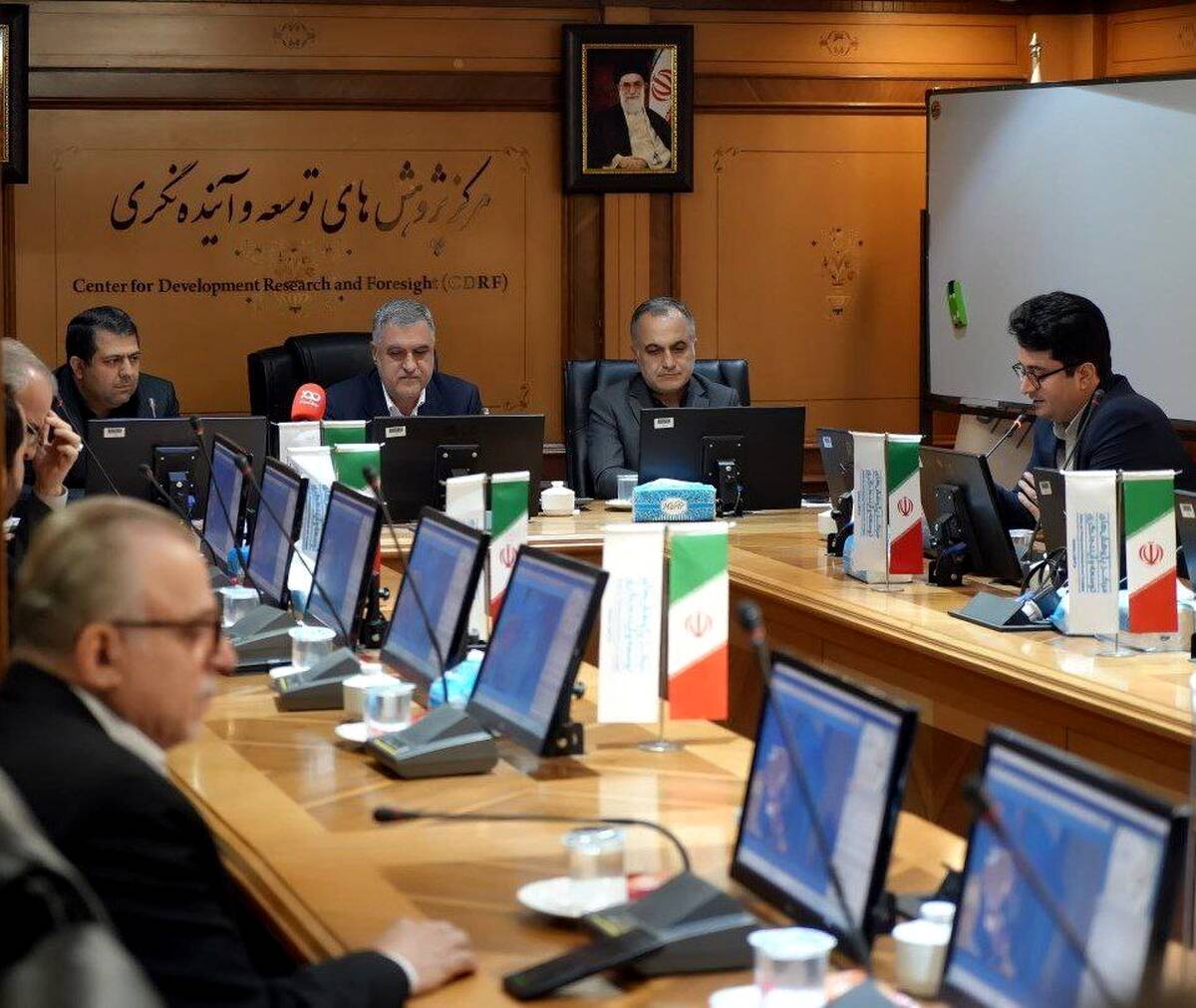 مدیریت صحیح، پایداری مالی و توانگری بالا از عوامل مهم و ضروری در سرمایه گذاری برای تولید در صنعت بیمه است