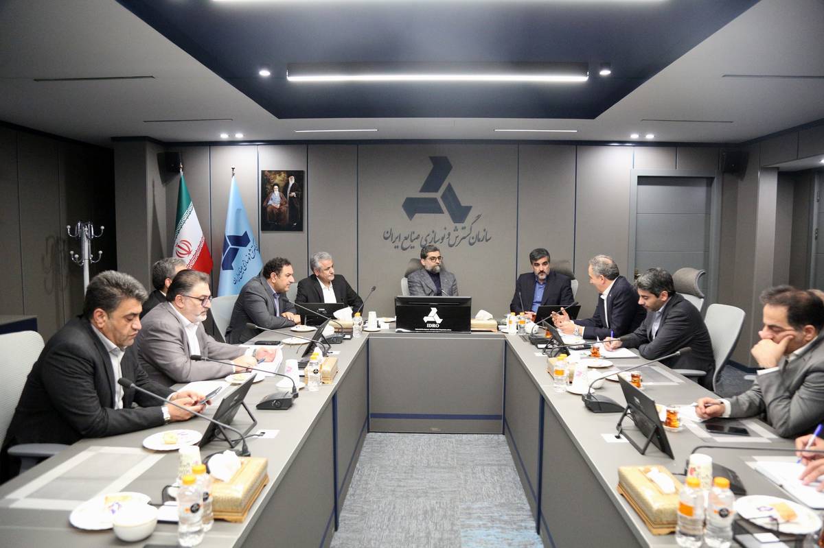 بررسی ارائه تسهیلات در طرح جایگزینی اتوبوس های فرسوده حمل و نقل عمومی