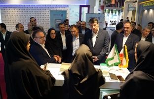 گزارش تصویری بازدید مدیرعامل بانک توسعه صادرات ایران از غرفه تامین سرمایه تمدن در ششمین نمایشگاه نفت،گاز. پتروشیمی و پالایش کیش