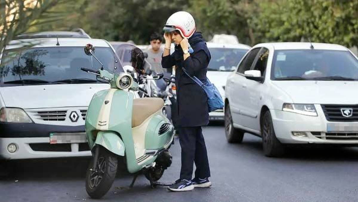 مشکل صدور «گواهینامه موتورسواری زنان» حل شد