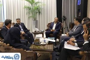 تأکید بر حمایت بانک تجارت از مرکز مبادله ارز و طلای ایران