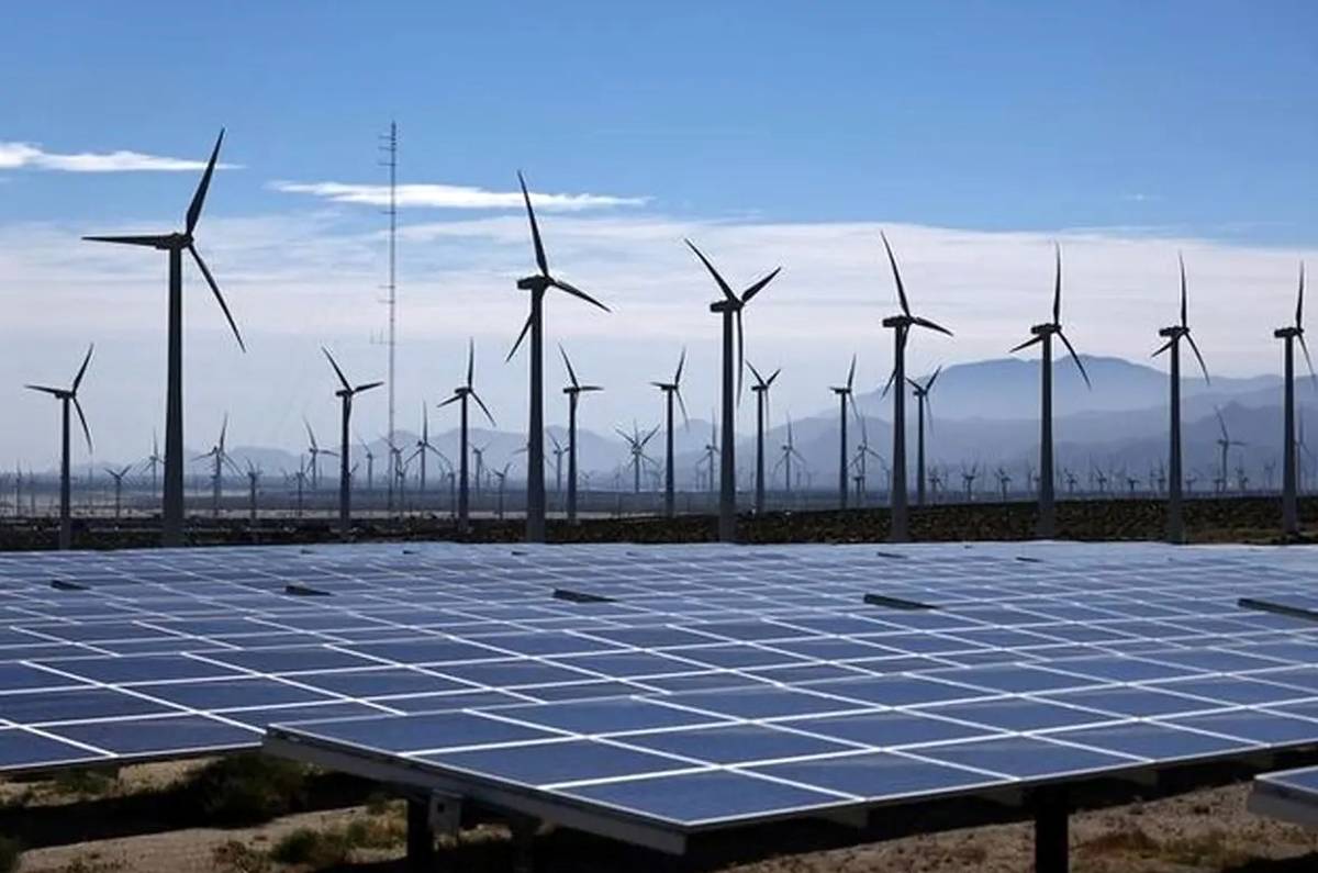 تابستان سال آینده ۱۱ هزار مگاوات برق پاک خواهیم داشت/جزئیات صادرات برق تجدیدپذیر