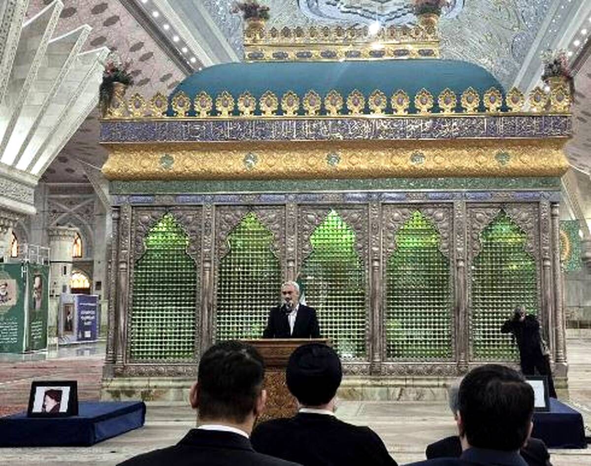 تجدید میثاق خانواده بیمه ایران با آرمان‌های امام خمینی (ره)