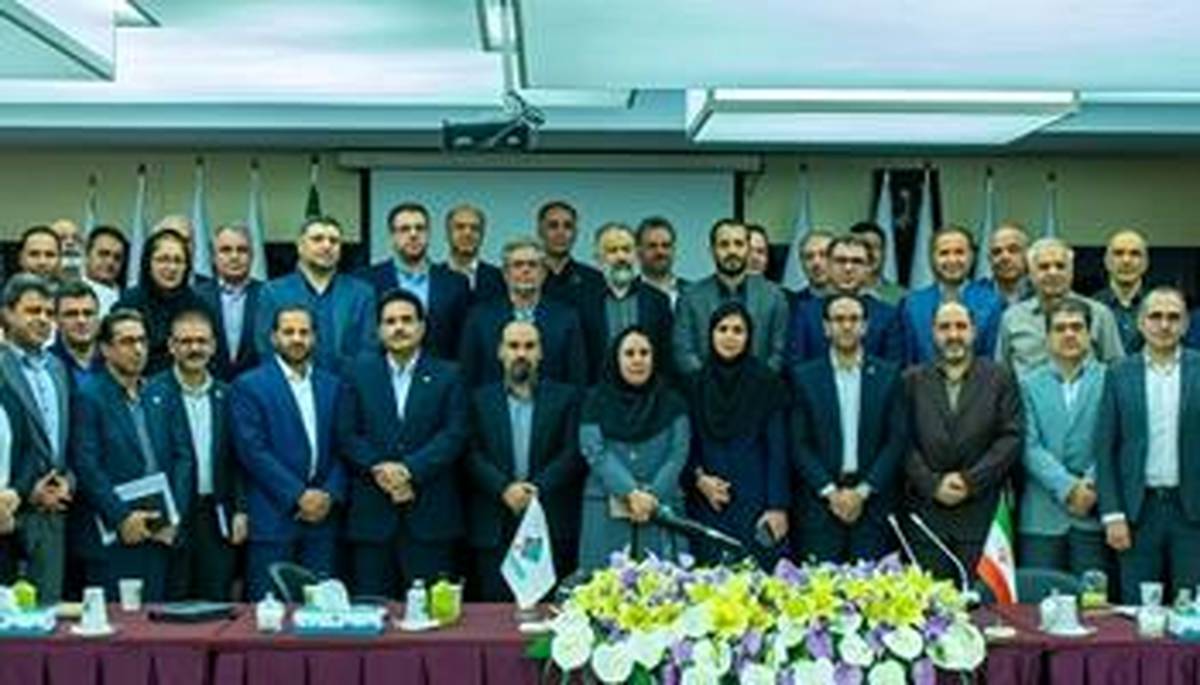 آیین تکریم و معارفه دکتر فرخ علیخانی و دکتر حمیدرضا ثقفی برگزار شد