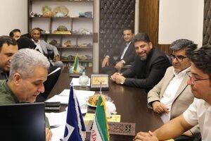 بازدید مدیر منابع انسانی، آموزش و پشتیبانی ایمیدرو از مرکز تحقیقات مواد معدنی یزد