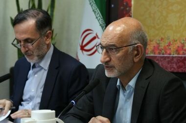  اعطای حکم انتصاب سرپرستی ایمیدرو به محمد آقاجانلو