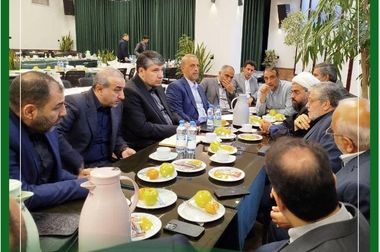 بازدید نماینده گناباد و بجستان از شعبه مشهد بانک توسعه صادرات ایران