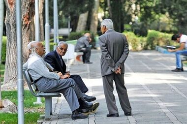  افزایشِ پرداخت از جیب بازنشستگان برای دارو! / اصلاح ساختار هزینه‌ای درمان مطالبه بازنشستگان است
