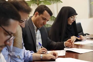 استمرار بازدیدهای میدانی با عنوان طرح قدم به قدم شهردار منطقه ۴ تهران برای بررسی مشکلات محلات