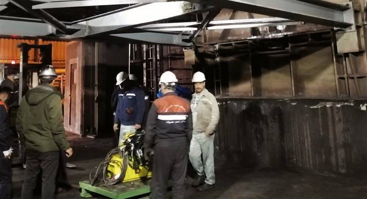 تعویض یاتاقان‌های لغزشی ۴۰۲ تنی کپسول آسیاب خط ۱ واحد گندله‌سازی