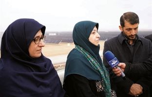 نیروگاه خورشیدی فولاد مبارکه پاسخی به رفع ناترازی انرژی و سیاست‌های بالادستی در قانون برنامه هفتم توسعه است