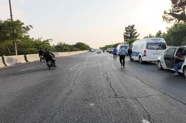 تفکیک پارکینگ استان ها با نصب 1704 متر نیوجرسی به منظور ساماندهی ترافیکی مراسم ارتحال بنیانگذار انقلاب