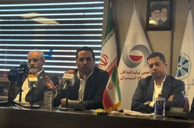 هوش مصنوعی؛ راهکار استراتژیک برای تاب‌آوری صنایع یزد/پیشنهاد تشکیل «کمیته سه‌ضلعی هوشمندسازی صنعتی» از سوی فولاد آلیاژی ایران