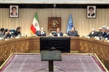 بایسته‌های اعتماد به پول ملی