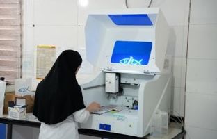 اهدای تجهیزات آزمایشگاهی تشخیص هورمونی توسط شرکت صنایع پلیمر گچساران/ گامی مهم در راستای ارتقای سلامت زنان باردار و کودکان گچسارانی