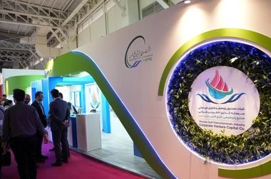 بازدید رییس هیئت مدیره گروه صنایع پتروشیمی خلیج‌فارس از باشگاه استقلال