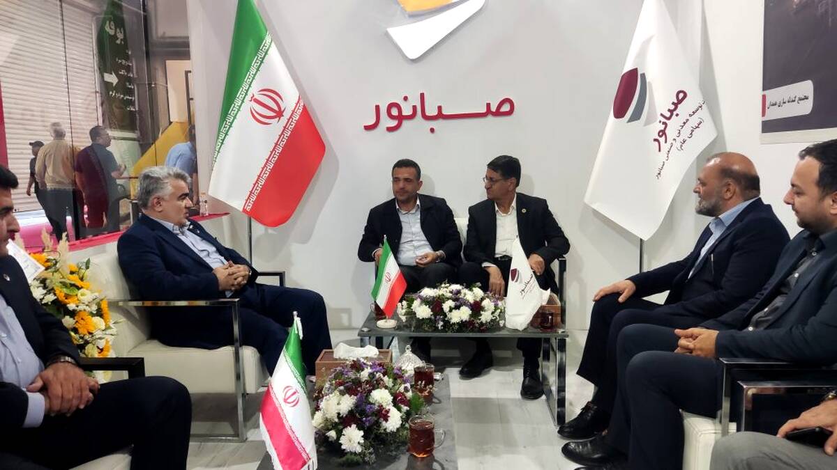 حضور درخشان صبانور در نخستین نمایشگاه معدن غرب کشور